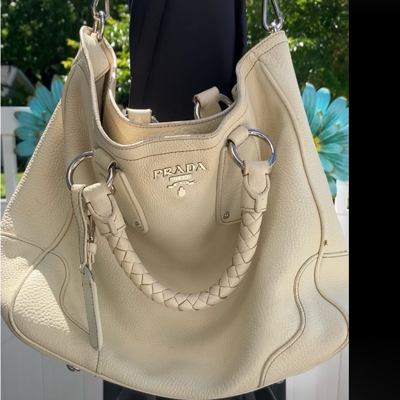 PRADA HANDBAG/CROSSBODY👜🌻 - Picture 1 of 14